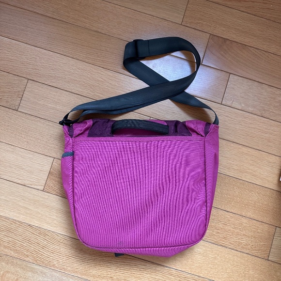 Patagonia Half Mass 15L Bag Shoulder CrossBody Pack Bag - Picture 2 of 8